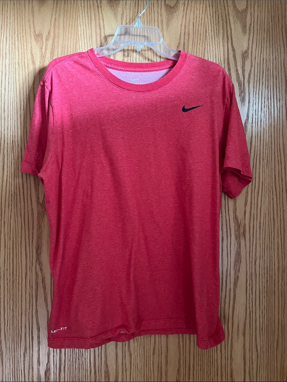 Nike Men’s Red Heather Dri-FIT Short Sleeve Tee